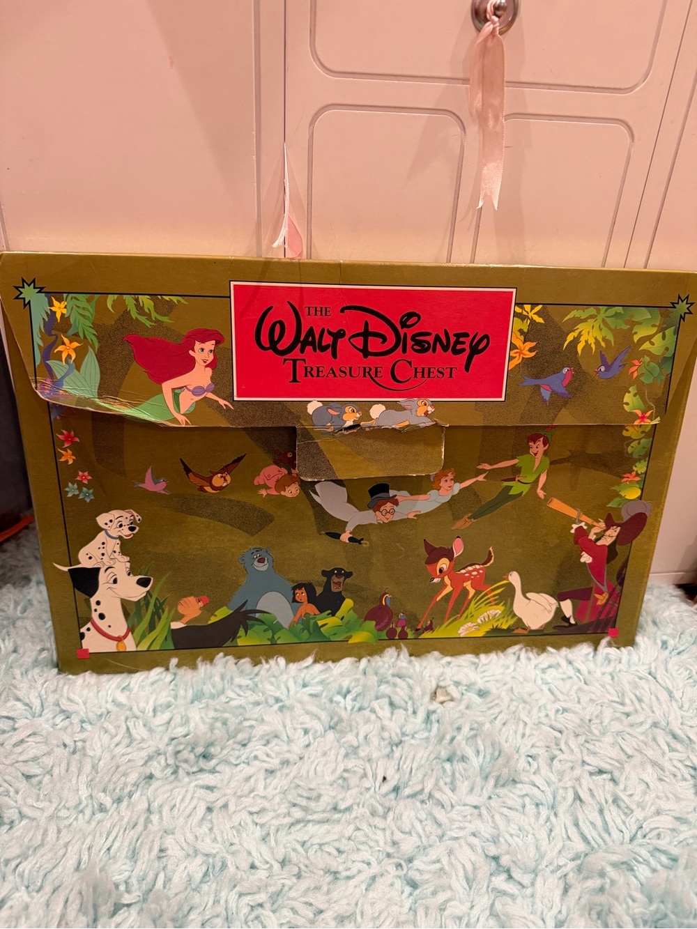 Vintage Walt Disney Treasure Chest Collector Box - Olive Green